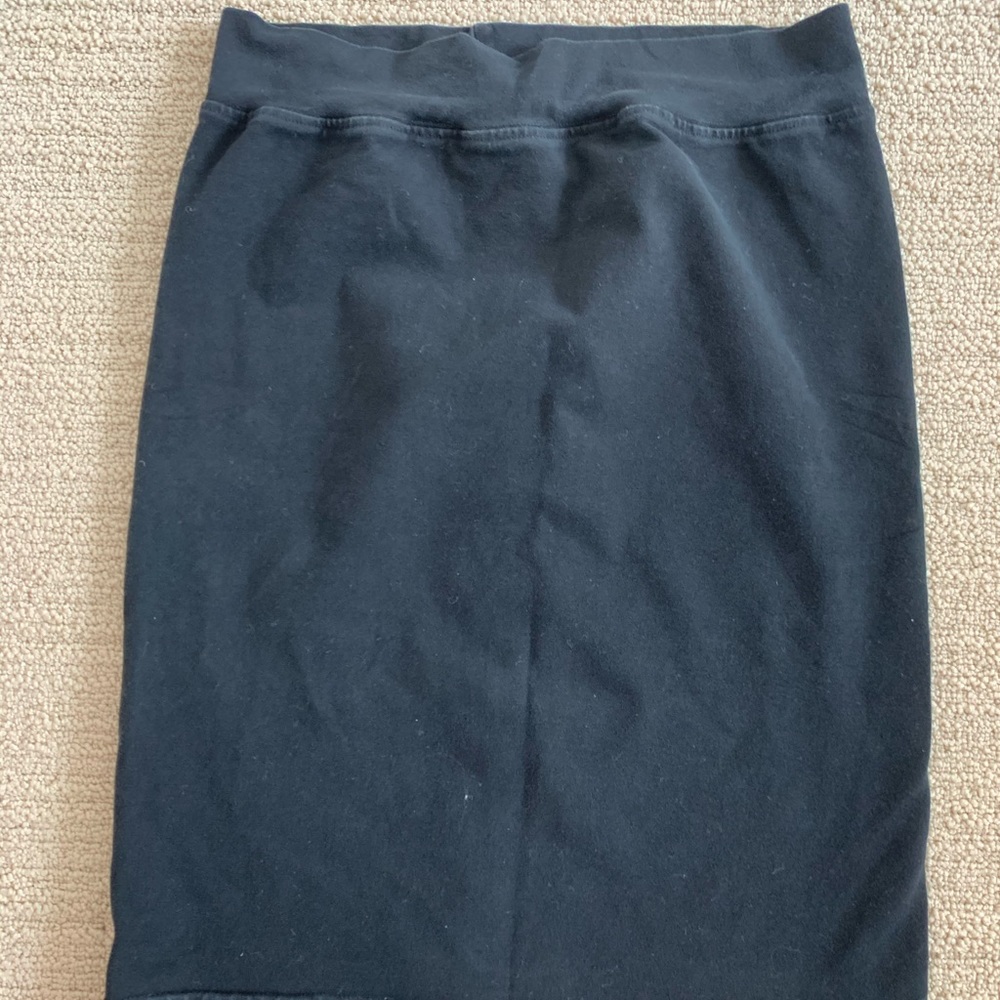 Black hard tail knee length skirt